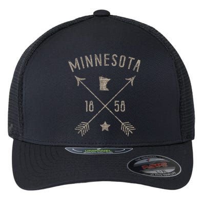 Vintage Minnesota Distressed Home State Map Boho Arrows Flexfit Unipanel Trucker Cap
