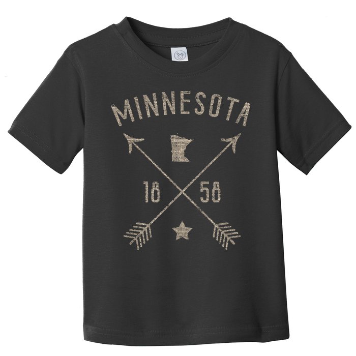 Vintage Minnesota Distressed Home State Map Boho Arrows Toddler T-Shirt