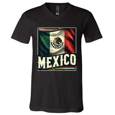 Vintage Mexican Flag Pride Mexico V-Neck T-Shirt