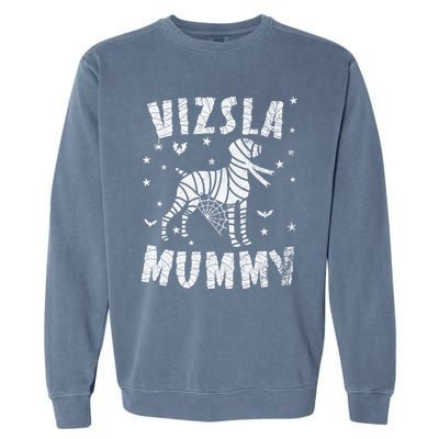 Vizsla Mummy Halloween Gift Garment-Dyed Sweatshirt