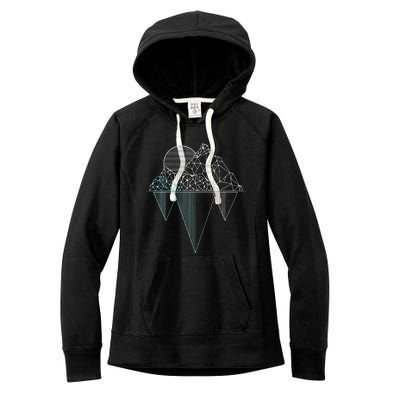 Vintage Mountains Hiking Camping Rock Climbing Camper Gift Women's Fleece Hoodie