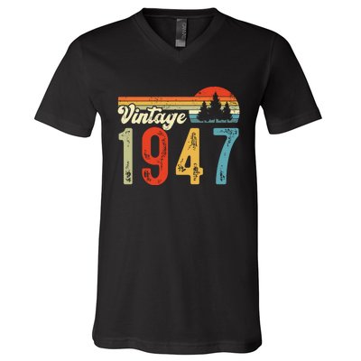 Vintage Made In 1947 Birthday V-Neck T-Shirt