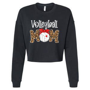 Volleyball Mom Leopard Messy Bun Game Day Funny Mothers Day Cropped Pullover Crew