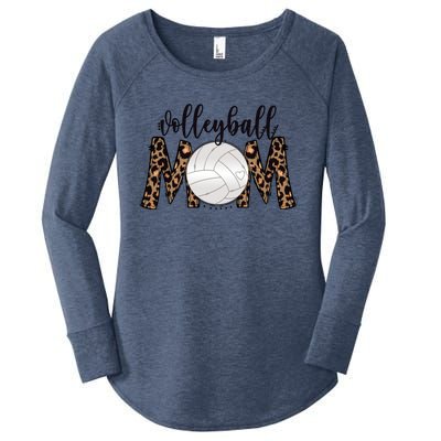 Volleyball Mom Leopard Print Proud Women's Cheetah Pattern Great Gift Women's Perfect Tri Tunic Long Sleeve Shirt