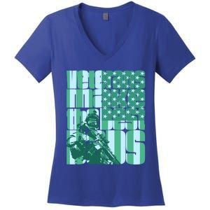 Veterans Make The Best Dads Gift Women's V-Neck T-Shirt