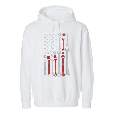 Vintage Mechanic Usa Flag Patriotic American Car Enthusiast Design Garment-Dyed Fleece Hoodie