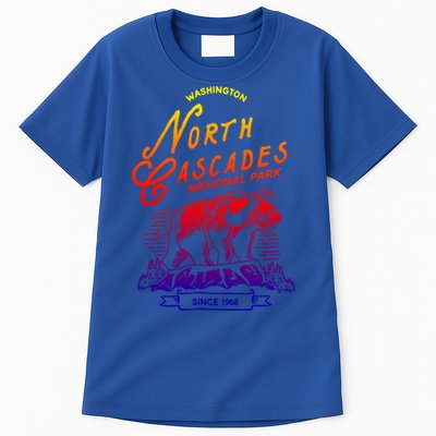 Vintage North Cascades National Park Retro Bear Washington Cool Gift Tall T-Shirt