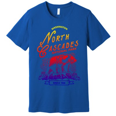 Vintage North Cascades National Park Retro Bear Washington Cool Gift Premium T-Shirt