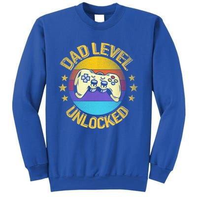 Vintage New Dad Level Unlocked Day For Gamer Funny Gift Sweatshirt