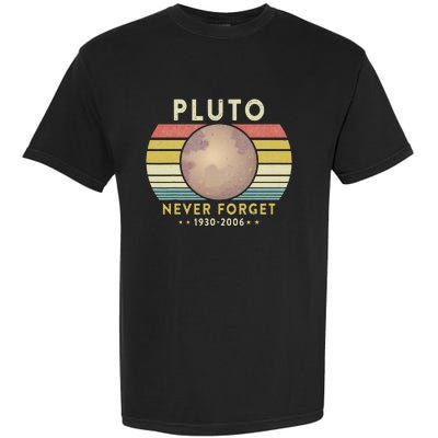 Vintage Never Forget Pluto Nerdy Astronomy Space Science Garment-Dyed Heavyweight T-Shirt