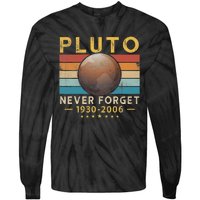 Vintage Never Forget Pluto Retro Style Funny Space Science Tie-Dye Long Sleeve Shirt