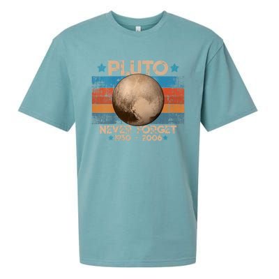 Vintage Never Forget Pluto Nerdy Astronomy Space Science Gift Sueded Cloud Jersey T-Shirt