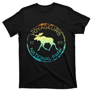 Voyageurs National Park Minnesota Retro Moose Hiker Souvenir T-Shirt