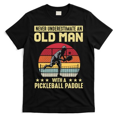 Vintage Never Underestimate An Old Man Pickleball Paddle T-Shirt