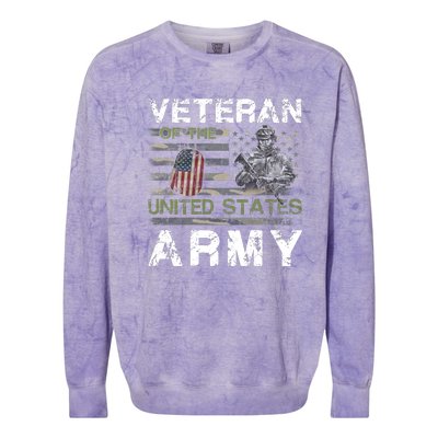 Veteran Of United States U.S Army Veteran Colorblast Crewneck Sweatshirt