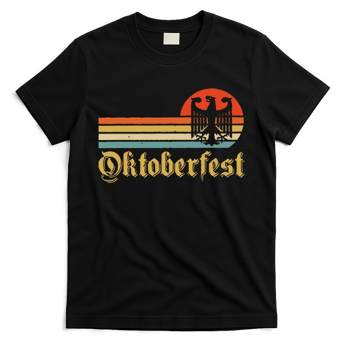 Vintage Oktoberfest Women German Flag Beer Drinking T-Shirt