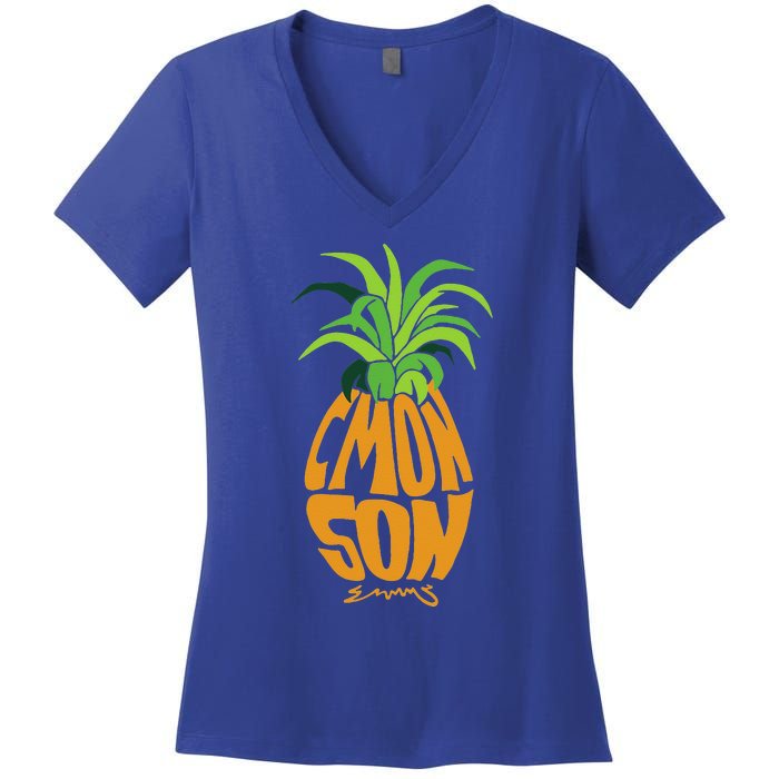 Vintage PSYCH Pineapple of Gus C'mon Son! Crazy Lover Gift Women's V-Neck T-Shirt