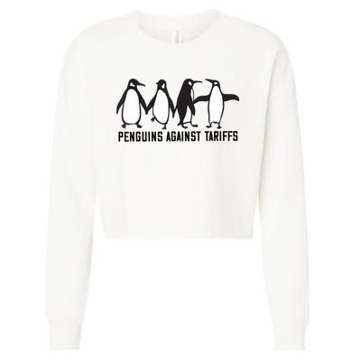 Vintage Penguins Protest Against Funny Penguins Tariffs  Cropped Pullover Crew