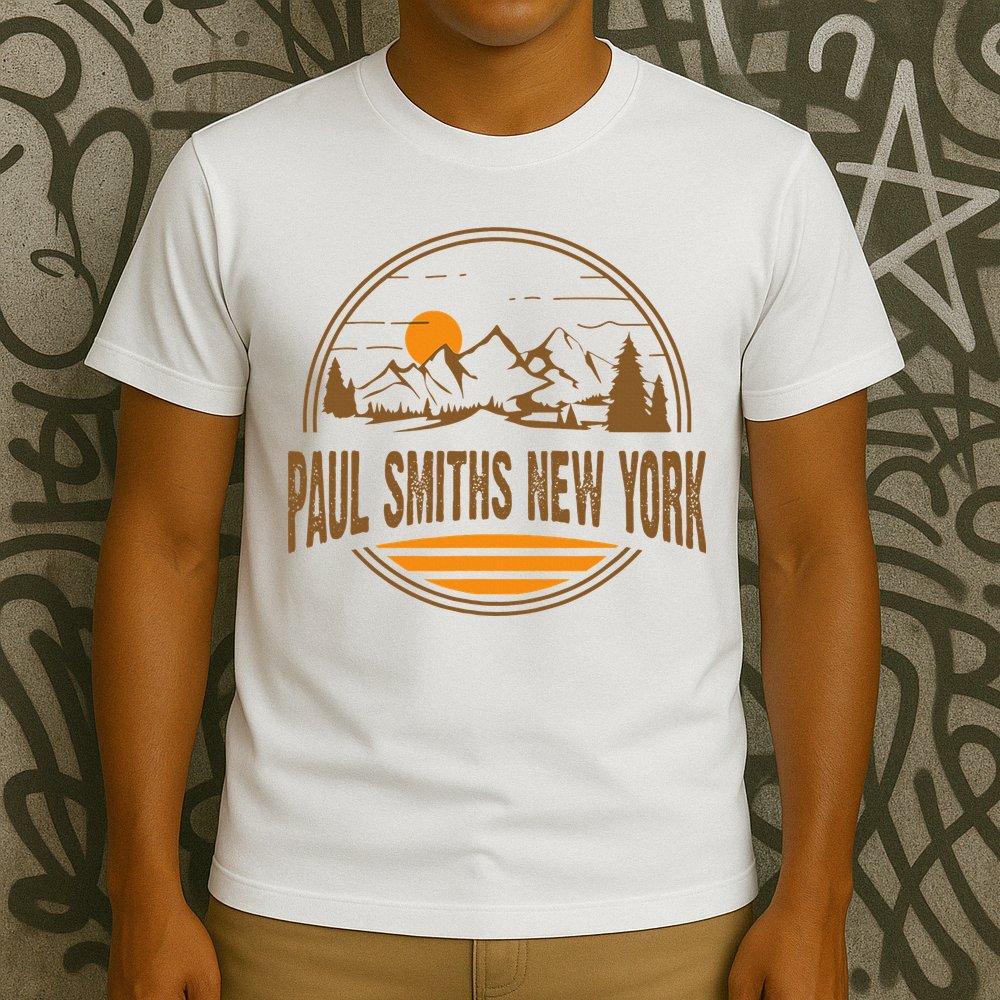 Vintage Paul Smiths New York Mountain Hiking Souvenir Print T-Shirt