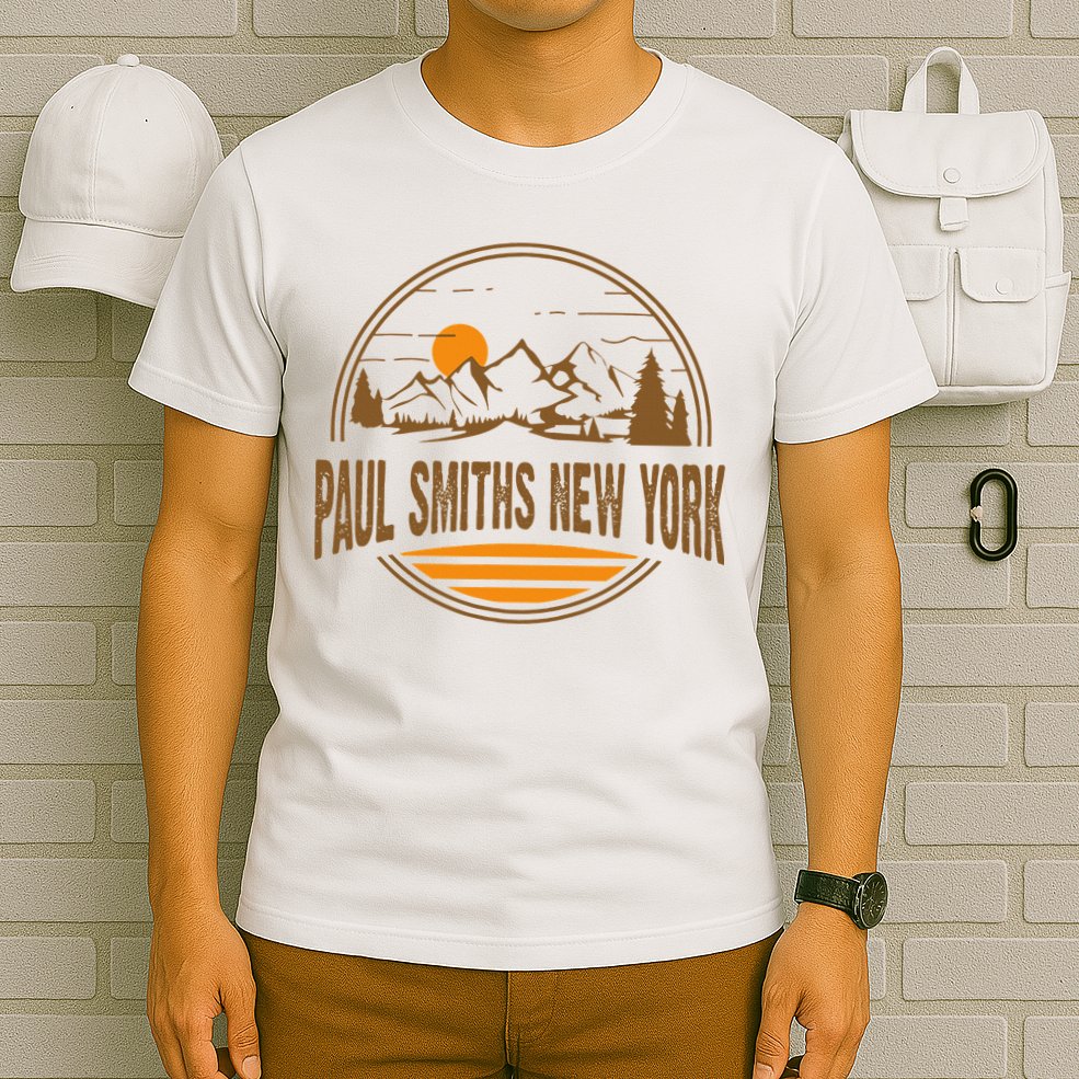 Vintage Paul Smiths New York Mountain Hiking Souvenir Print T-Shirt