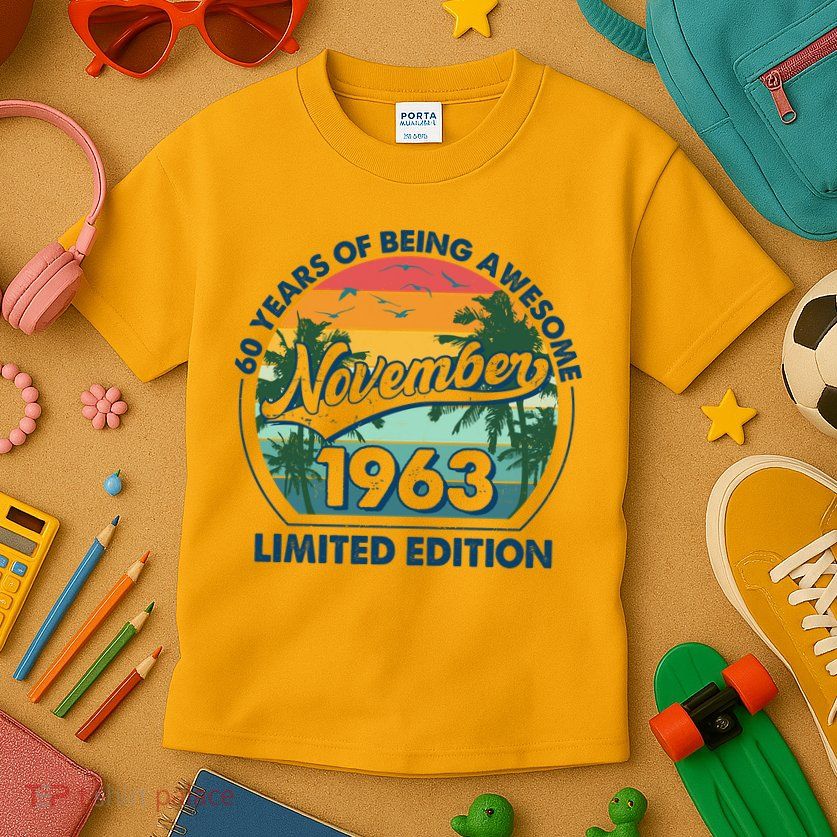 Vintage Retro 60 Years Of Being Awesome November 1963 Birthday Kids T-Shirt
