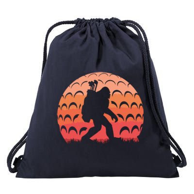 Vintage Retro Bigfoot Golf Golfer Sasquatch Drawstring Bag