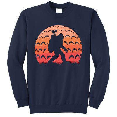 Vintage Retro Bigfoot Golf Golfer Sasquatch Tall Sweatshirt