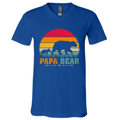 Vintage Retro Bear Animal Lover Papa Bear FatherS Day Gift V-Neck T-Shirt