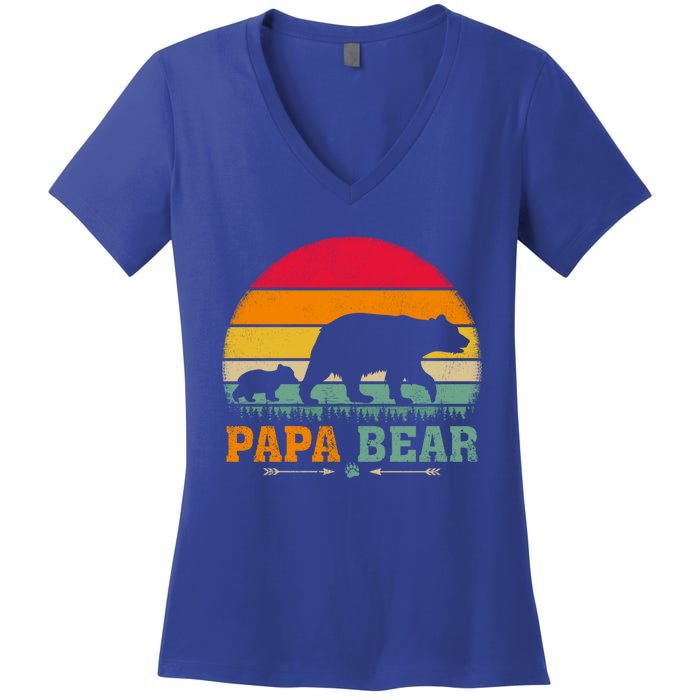 Vintage Retro Bear Animal Lover Papa Bear FatherS Day Gift Women's V-Neck T-Shirt