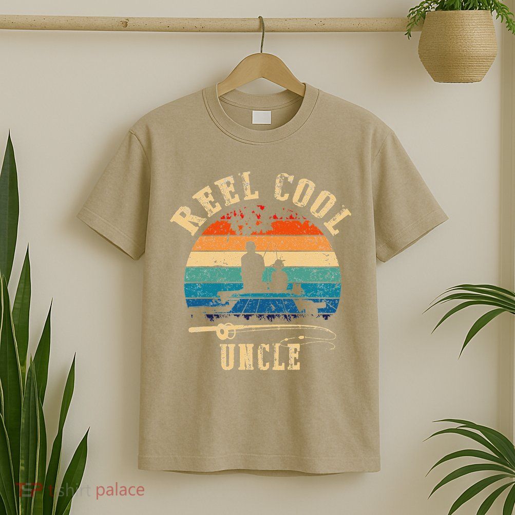 Vintage Reel Cool Uncle Fish Fishing Father's Day T-Shirt