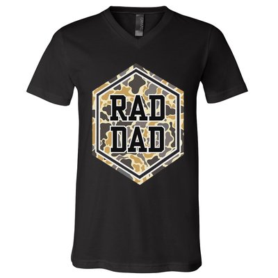 Vintage Rad Camo Dad Daddy Papa Happy FatherS Day V-Neck T-Shirt