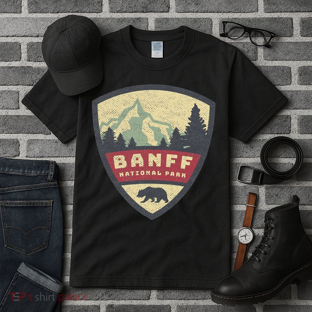 Vintage Retro Canadian Banff National Park Rustic Souvenirs Tall T-Shirt