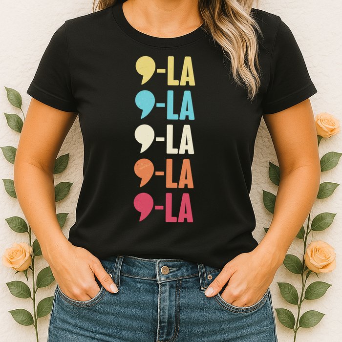 Vintage Retro Comma La Kamala Harris 2024 Womens T-Shirt