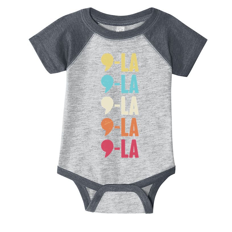 Vintage Retro Comma La Kamala Harris 2024 Infant Baby Jersey Bodysuit