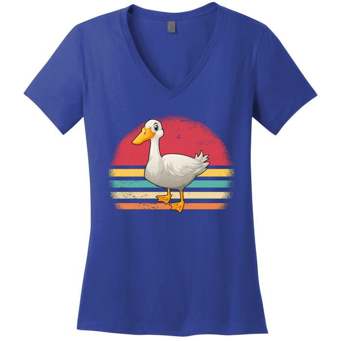 Vintage Retro Duck Gift Women's V-Neck T-Shirt