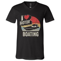 Vintage Retro I Love Motor Boating Funny Boater V-Neck T-Shirt