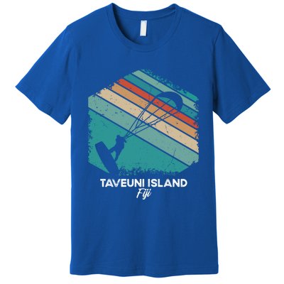 Vintage Retro Kitesurf Taveuni Island Kite Surfing Gift Premium T-Shirt