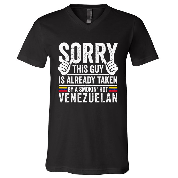 Venezuelan Roots Outfit Funny Venezuela Heritage V-Neck T-Shirt