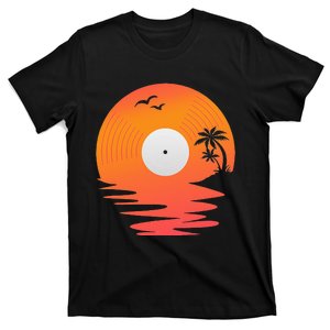 Vinyl Record Retro Disk Sea Beach Turntables Design For DJ T-Shirt