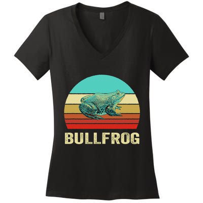 Vintage Retro Style Sunset Bullfrog Women's V-Neck T-Shirt