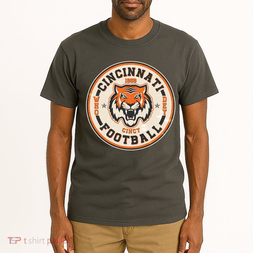Vintage Roaring Tiger Football Logo Emblem Tall T-Shirt