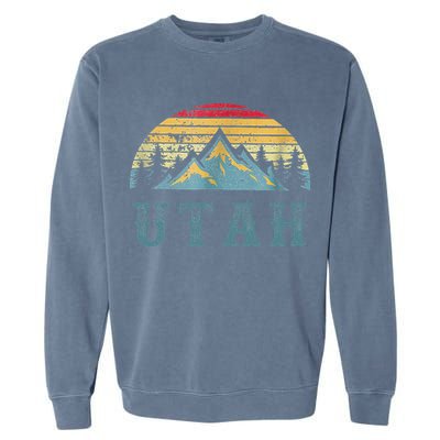Vintage Retro UT Utah U.S. Mountain State tee Garment-Dyed Sweatshirt