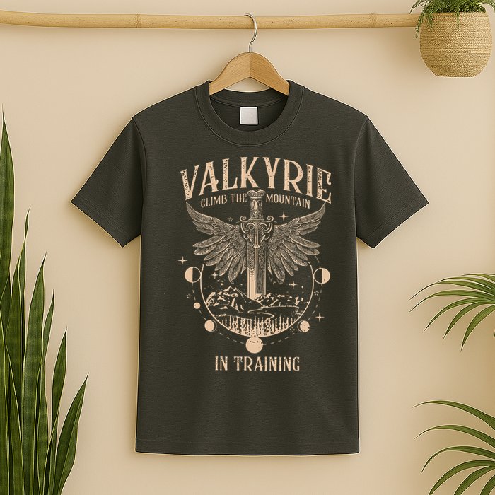 Vintage Retro Valkyrie Climb Them0untain In Training T-Shirt