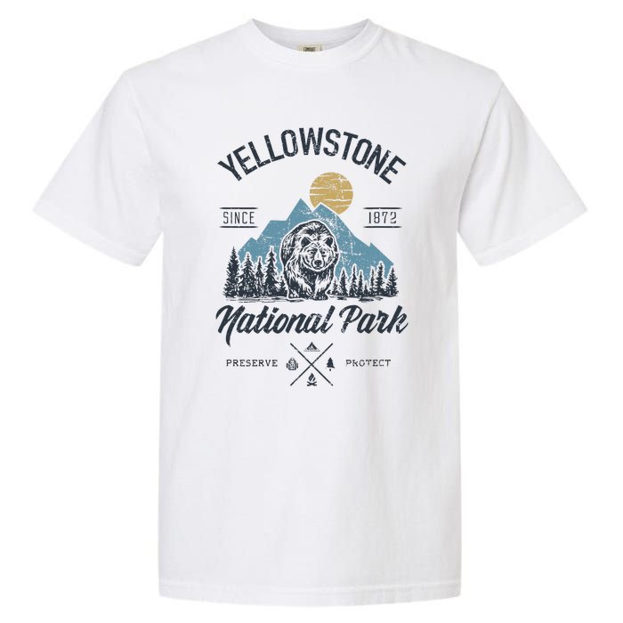 Vintage Retro Yellowstone National Park Hiking Garment-Dyed Heavyweight T-Shirt