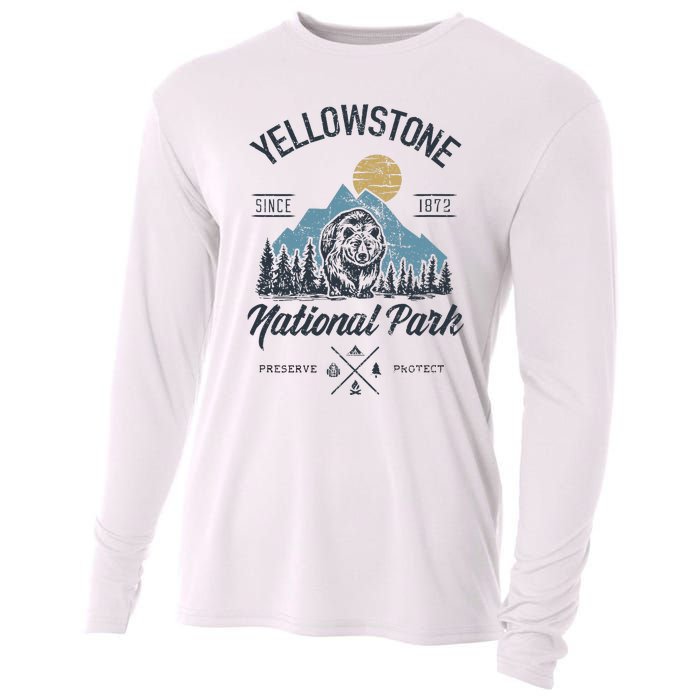 Vintage Retro Yellowstone National Park Hiking Cooling Performance Long Sleeve Crew