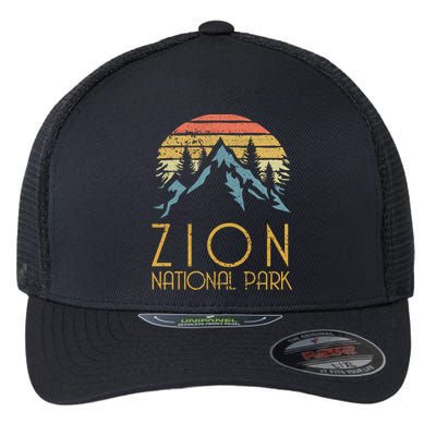 Vintage Retro Zion National Park Utah Sweagift Flexfit Unipanel Trucker Cap