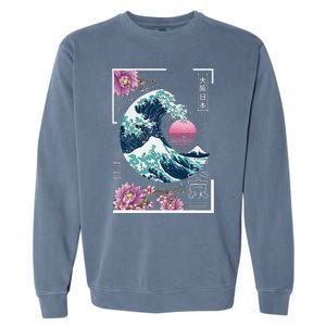 Vaporwave Synthwave 80's Japan Japanese Great Wave Tokyo 80s Garment-Dyed Sweatshirt