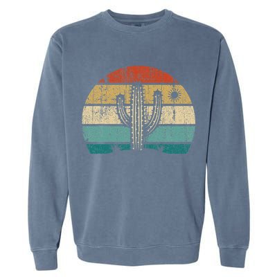 Vintage Saguaro Cactus Cactus Sunset Opuntia Garment-Dyed Sweatshirt