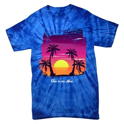 Vintage Sunset Fun In The Sun Summer Beach Funny Gift Tie-Dye T-Shirt