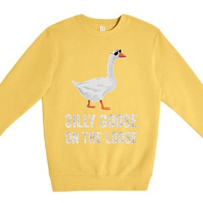 vintage Silly Goose On The Loose Funny Saying Premium Crewneck Sweatshirt